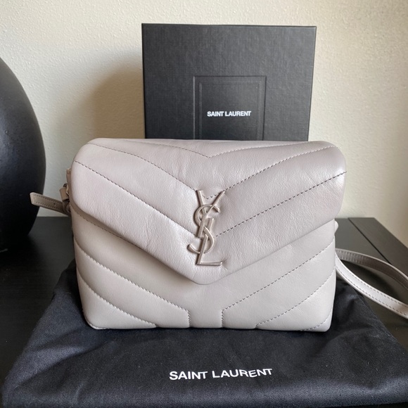 Saint Laurent Handbags - EUC Saint Laurent Toy Loulou Crossbody Bag Gray